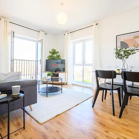 Charlton Heights - 2 Bedroom Apartment Near Cribbs Causeway Lejlighed
