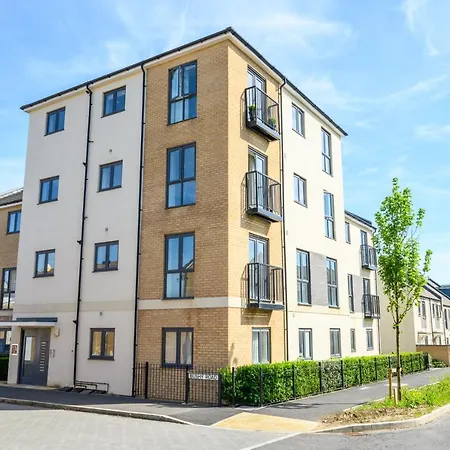 Charlton Heights - 2 Bedroom Apartment Near Cribbs Causeway Bristol